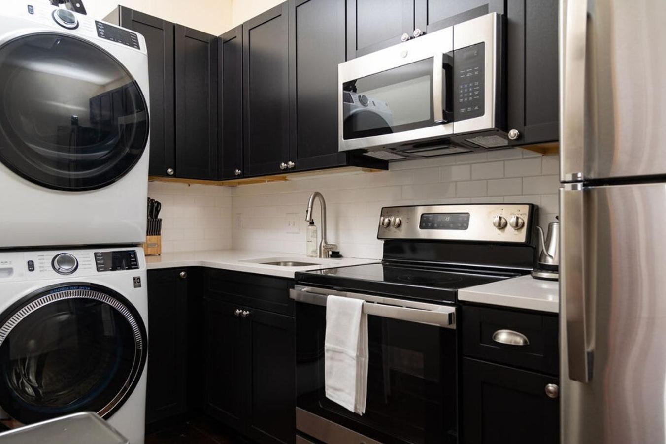 Luxury Multi-Unit Historic Building Near Downtown Appartement Roanoke Buitenkant foto